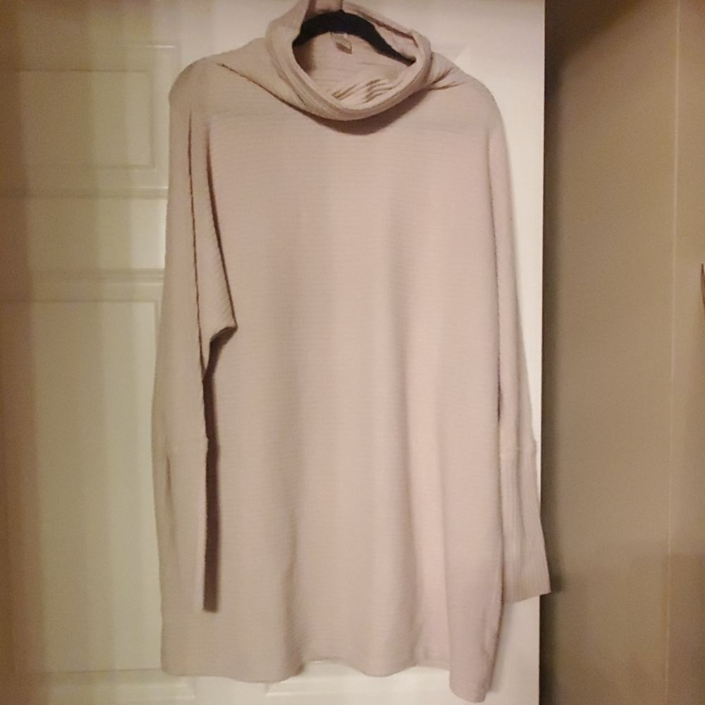 Cowell neck sweater